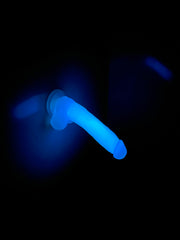 7.5" Glow In The Dark Dildo (Two Colors!)